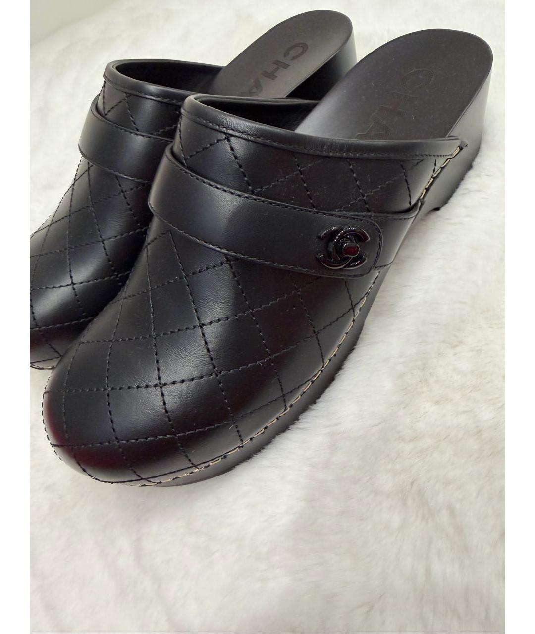 CHANEL Черные кожаные сабо, фото 4