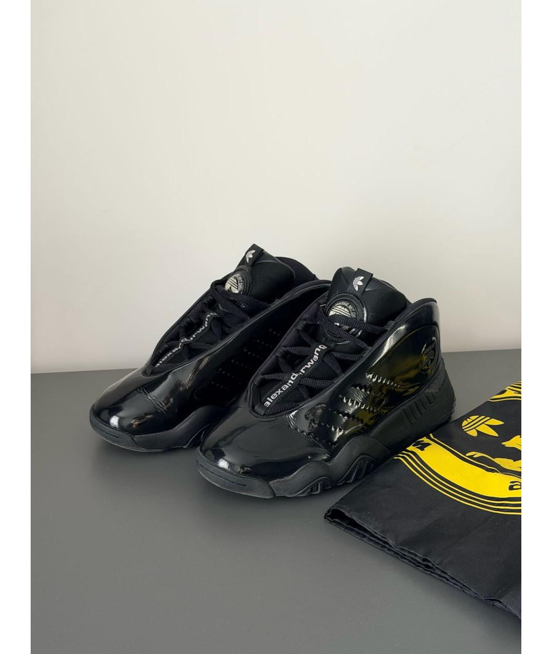 ALEXANDER WANG Черные кроссовки из лакированной кожи, фото 2