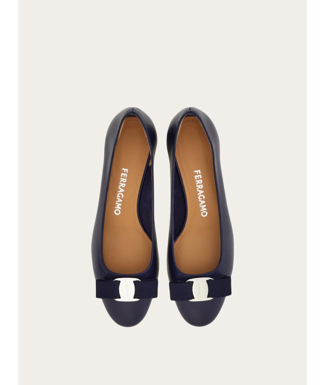 FERRAGAMO Темно-синие кожаные туфли, фото 4