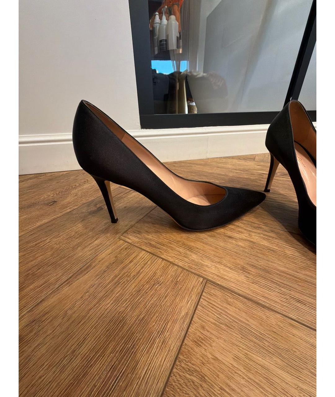 GIANVITO ROSSI Черные текстильные туфли, фото 5