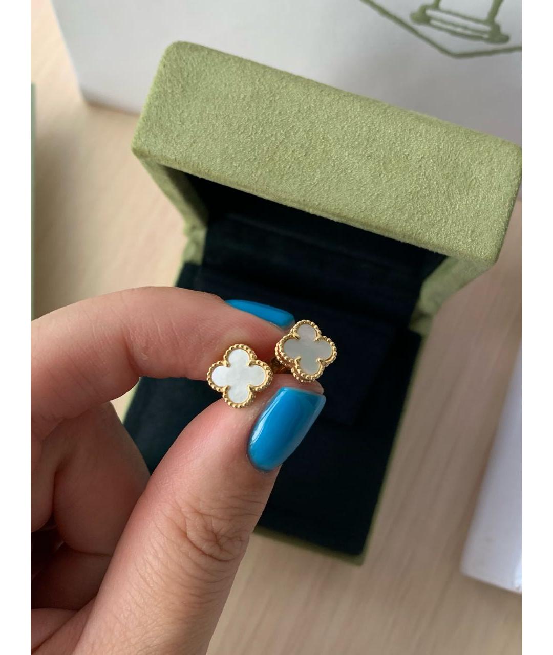 VAN CLEEF & ARPELS Белые серьги из желтого золота, фото 3