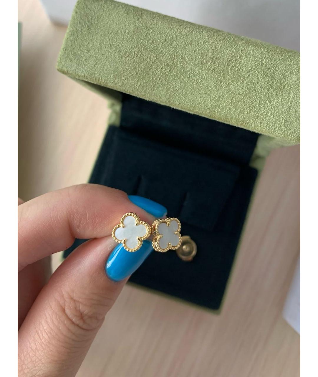 VAN CLEEF & ARPELS Белые серьги из желтого золота, фото 6