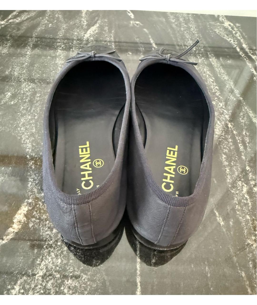 CHANEL Темно-синие кожаные балетки, фото 4