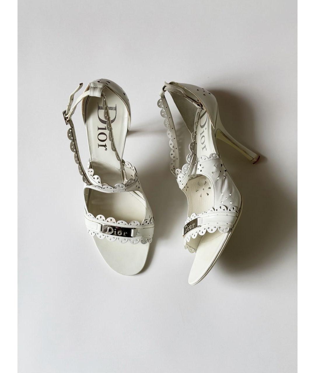 CHRISTIAN DIOR Белые кожаные босоножки, фото 8