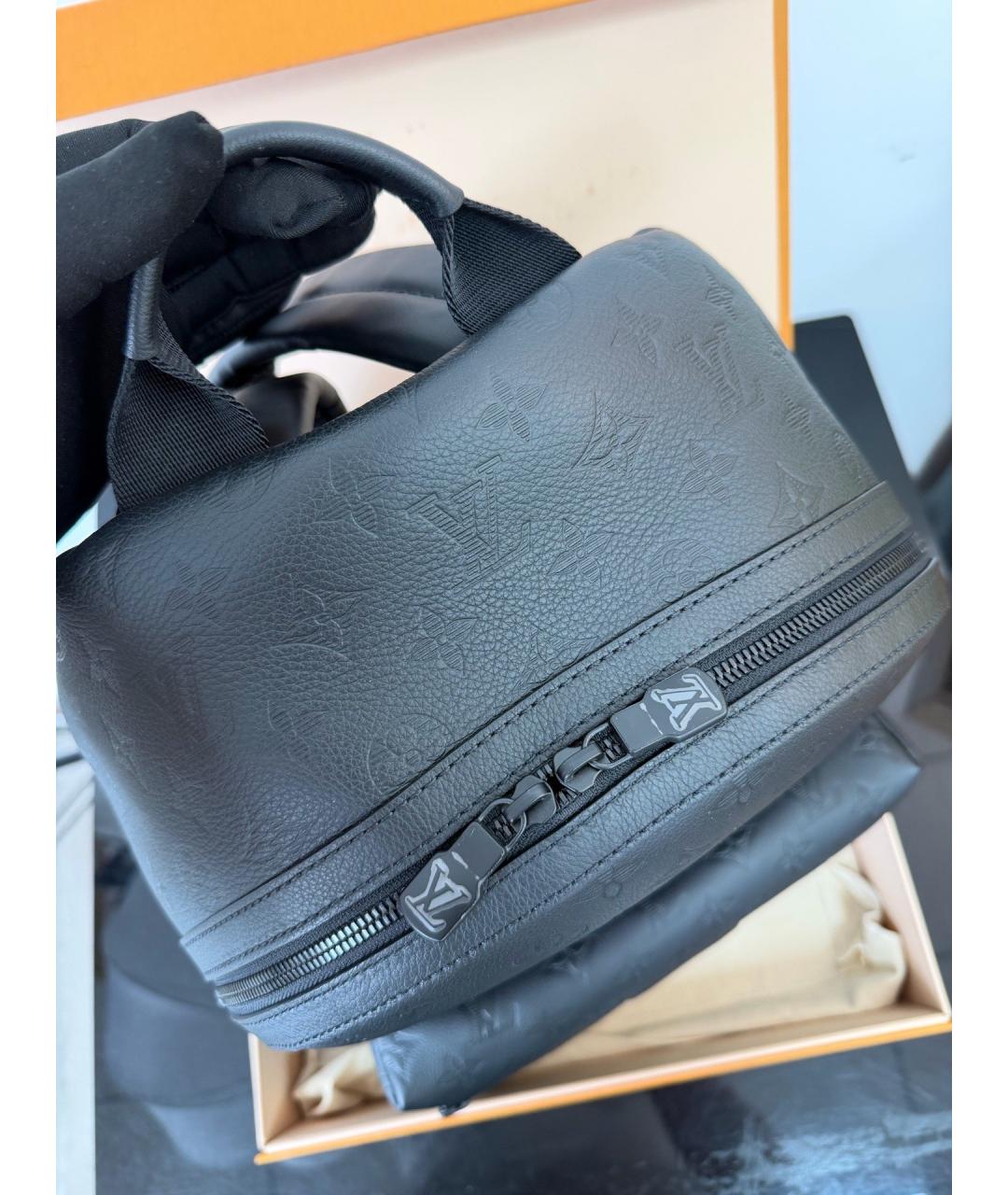 LOUIS VUITTON Черный кожаный рюкзак, фото 4