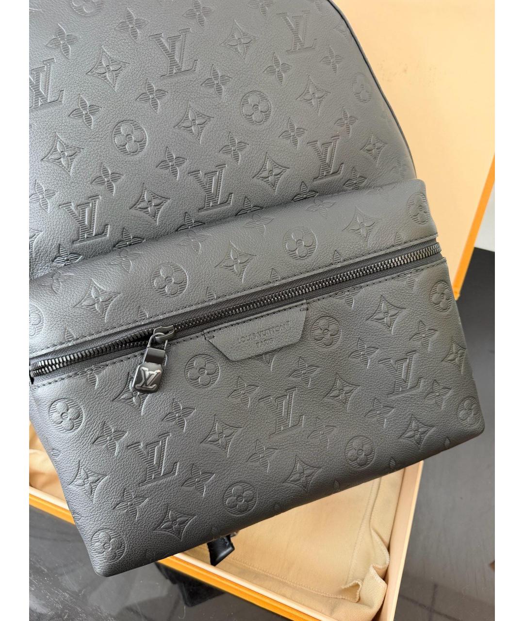 LOUIS VUITTON Черный кожаный рюкзак, фото 3