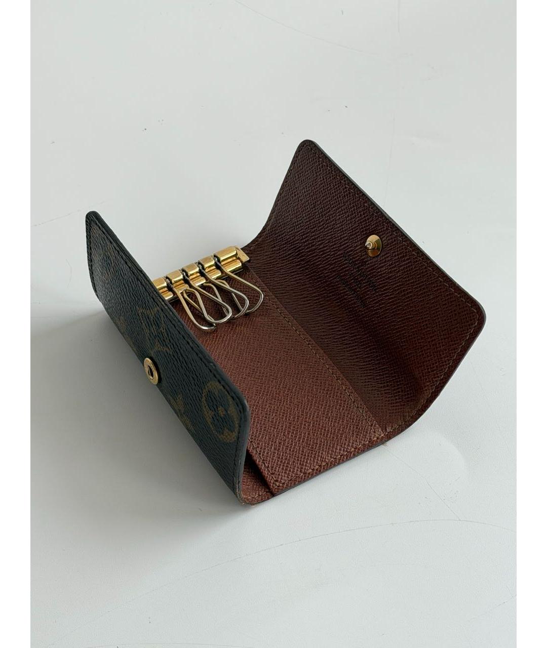 LOUIS VUITTON Коричневая ключница, фото 9