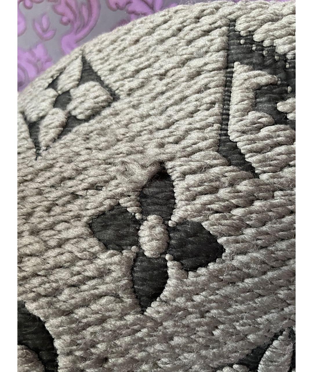 LOUIS VUITTON Серый шерстяной шарф, фото 6