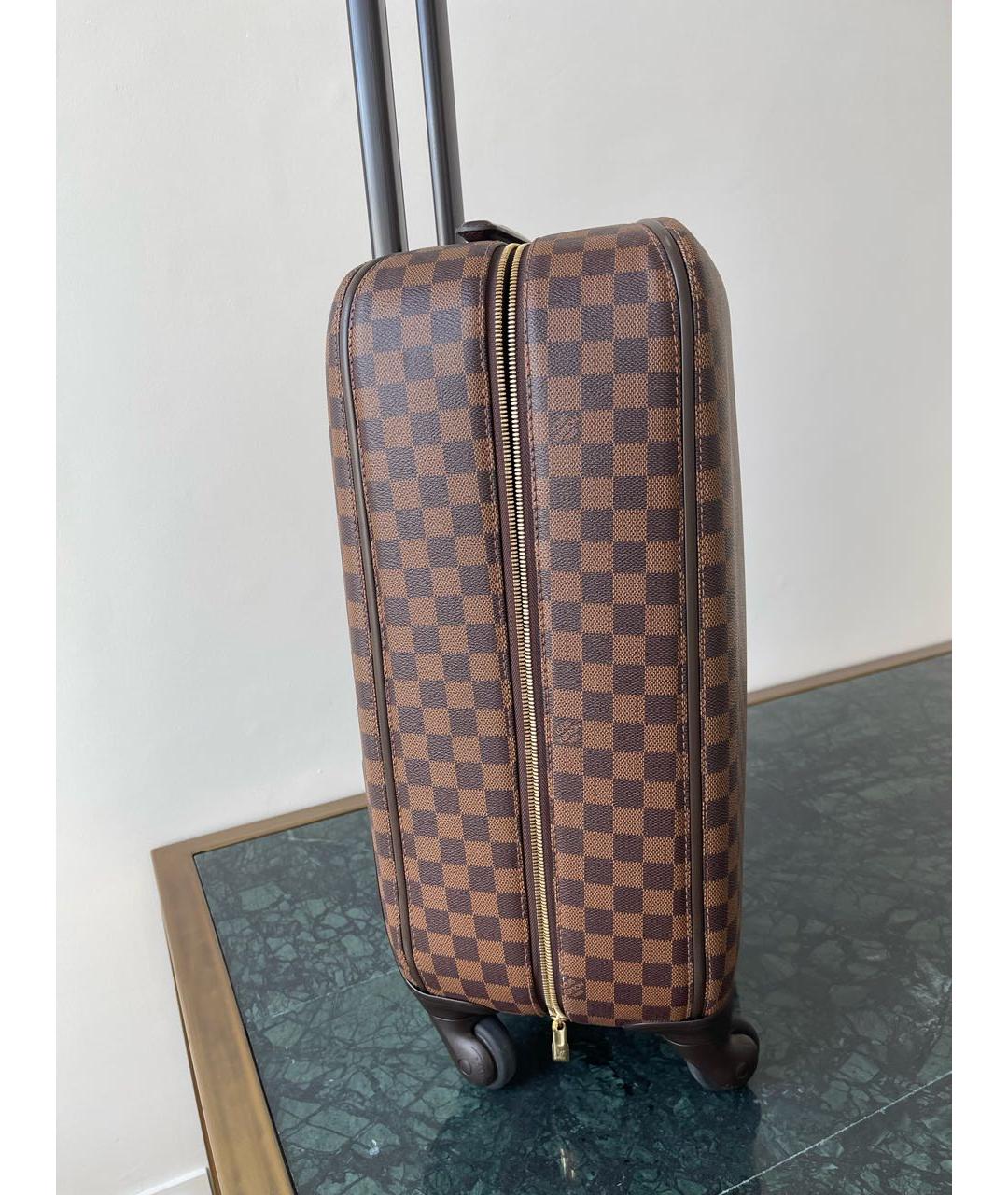 LOUIS VUITTON Коричневый чемодан, фото 6
