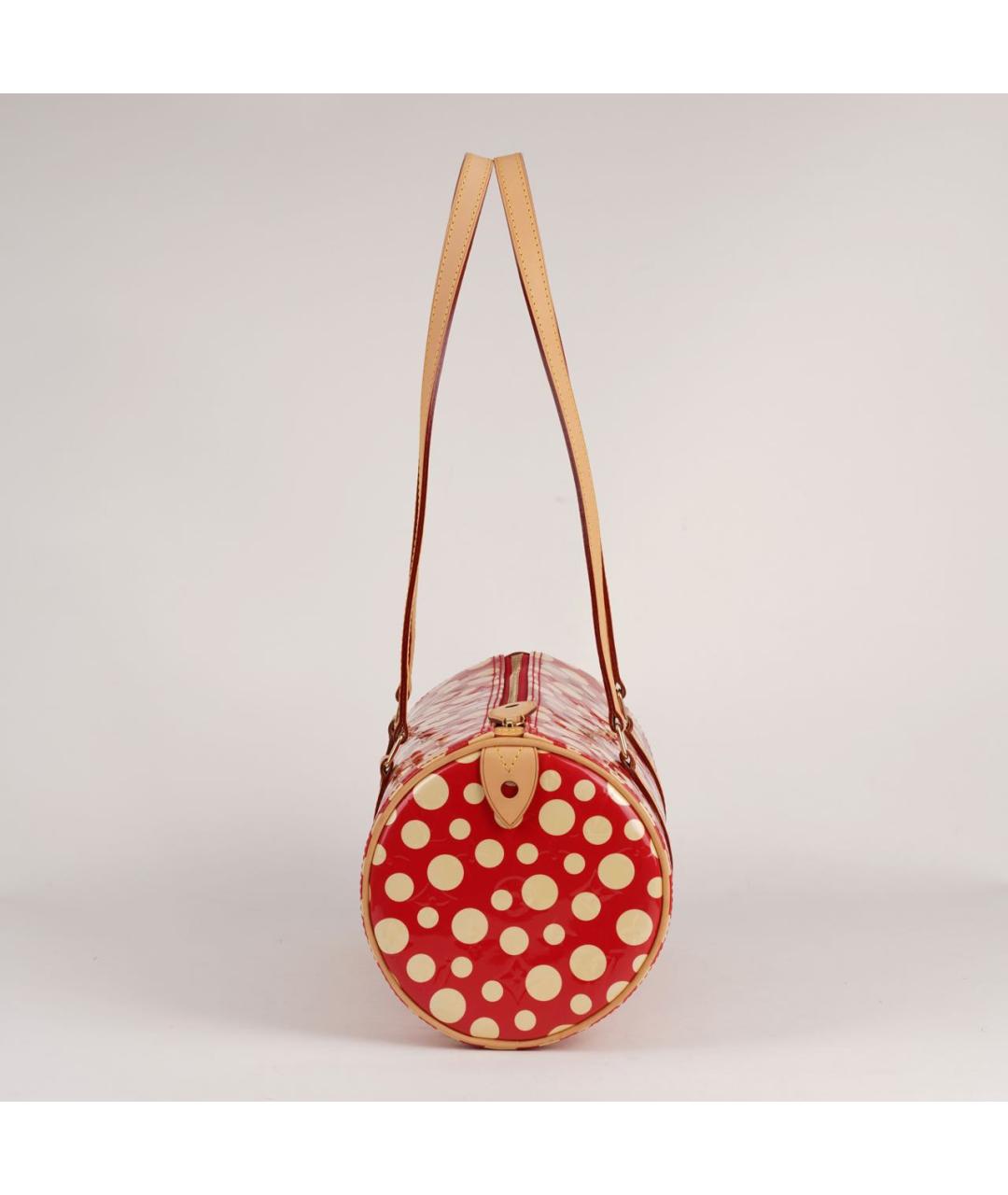 LOUIS VUITTON Красная сумка с короткими ручками из лакированной кожи, фото 4