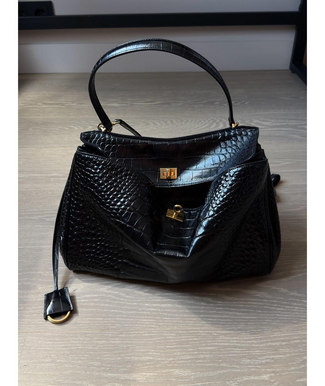 BALENCIAGA Черная сумка тоут из лакированной кожи, фото 2