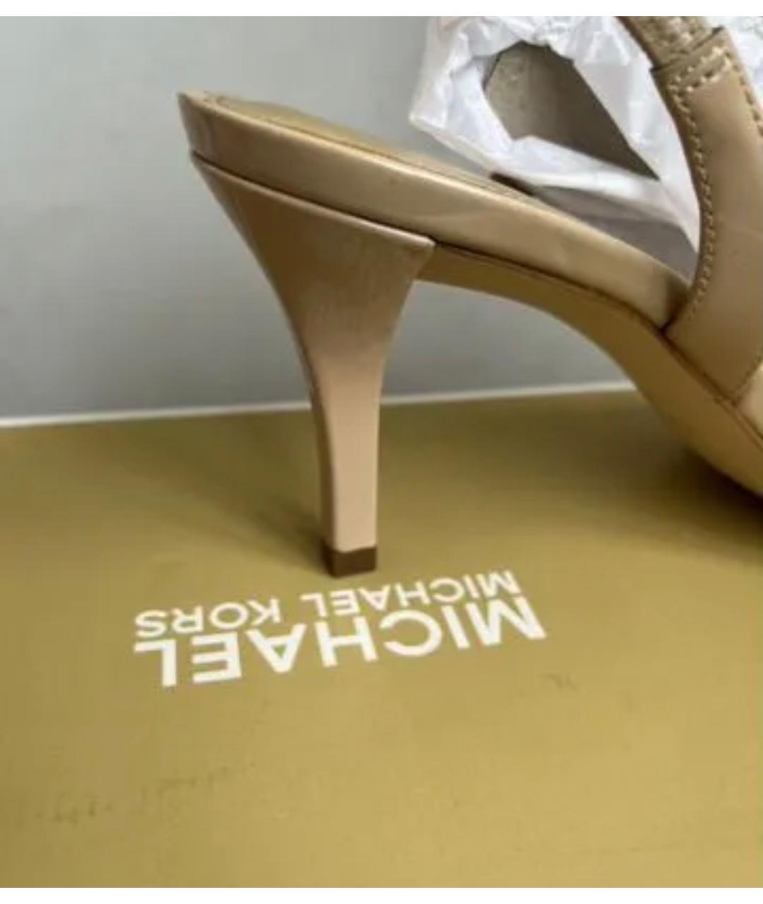 MICHAEL KORS Бежевые туфли из лакированной кожи, фото 6