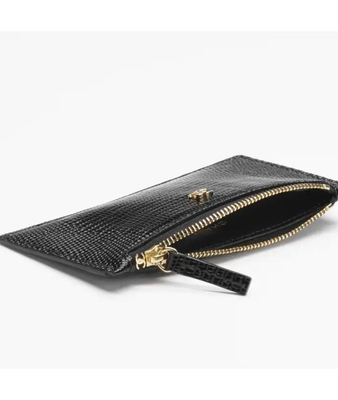CHANEL Черный кошелек из лакированной кожи, фото 2
