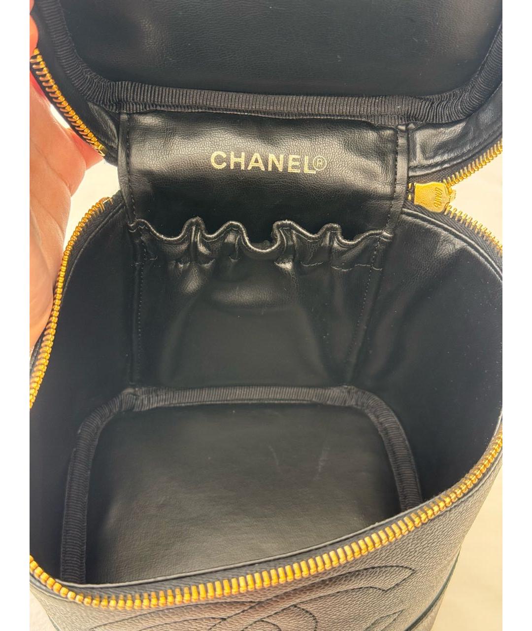 CHANEL Черная кожаная косметичка, фото 6
