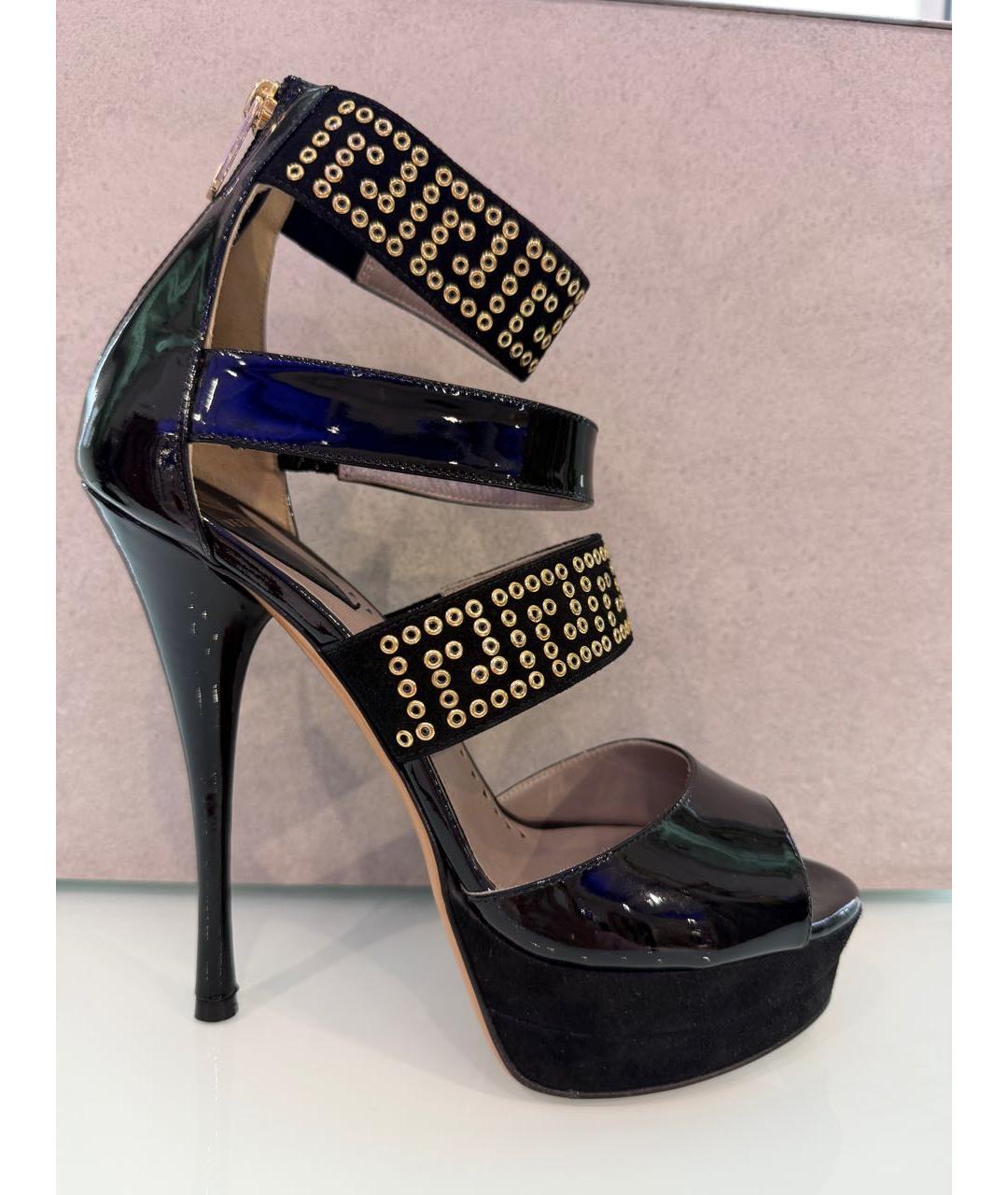 VERSACE Черные босоножки из лакированной кожи, фото 5