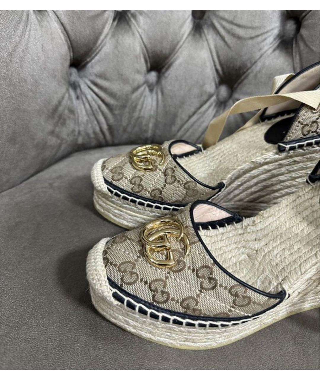GUCCI Бежевые текстильные босоножки, фото 2