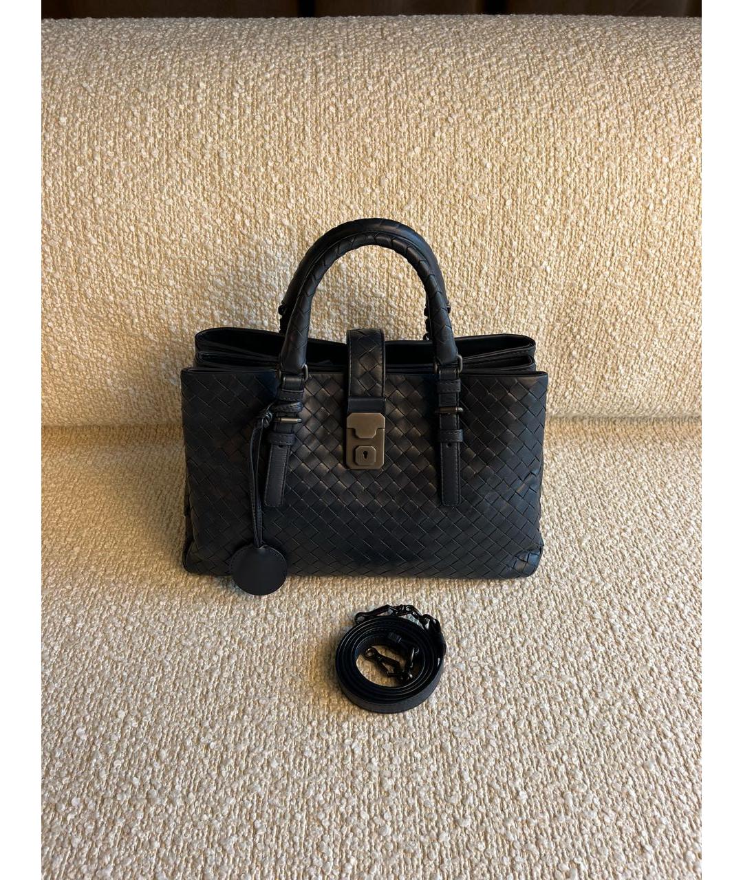 BOTTEGA VENETA Темно-синяя кожаная сумка с короткими ручками, фото 9
