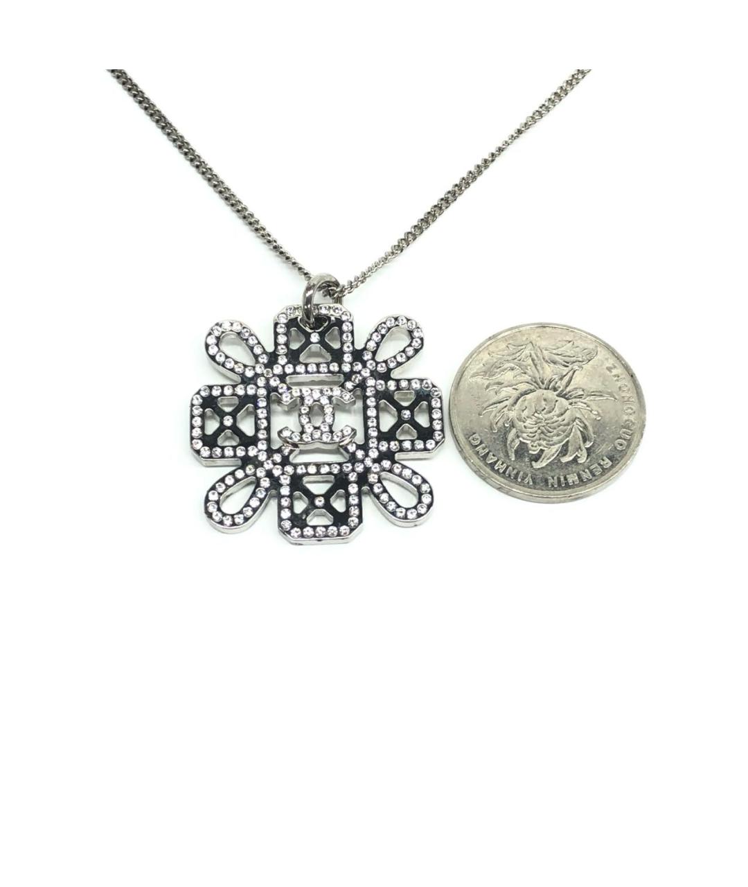 CHANEL Серебряная металлическая подвеска, фото 4