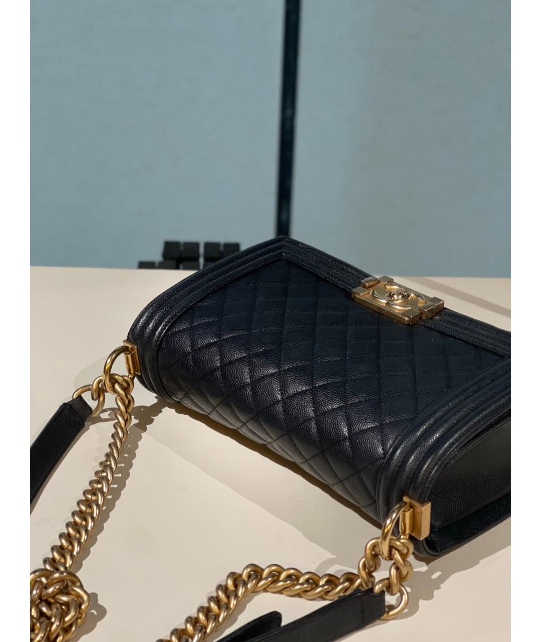 CHANEL Черная кожаная сумка через плечо, фото 6