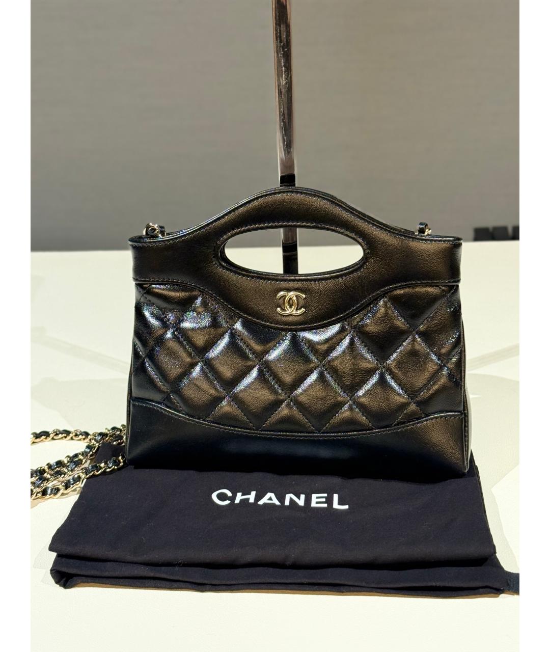CHANEL Черная кожаная сумка с короткими ручками, фото 8