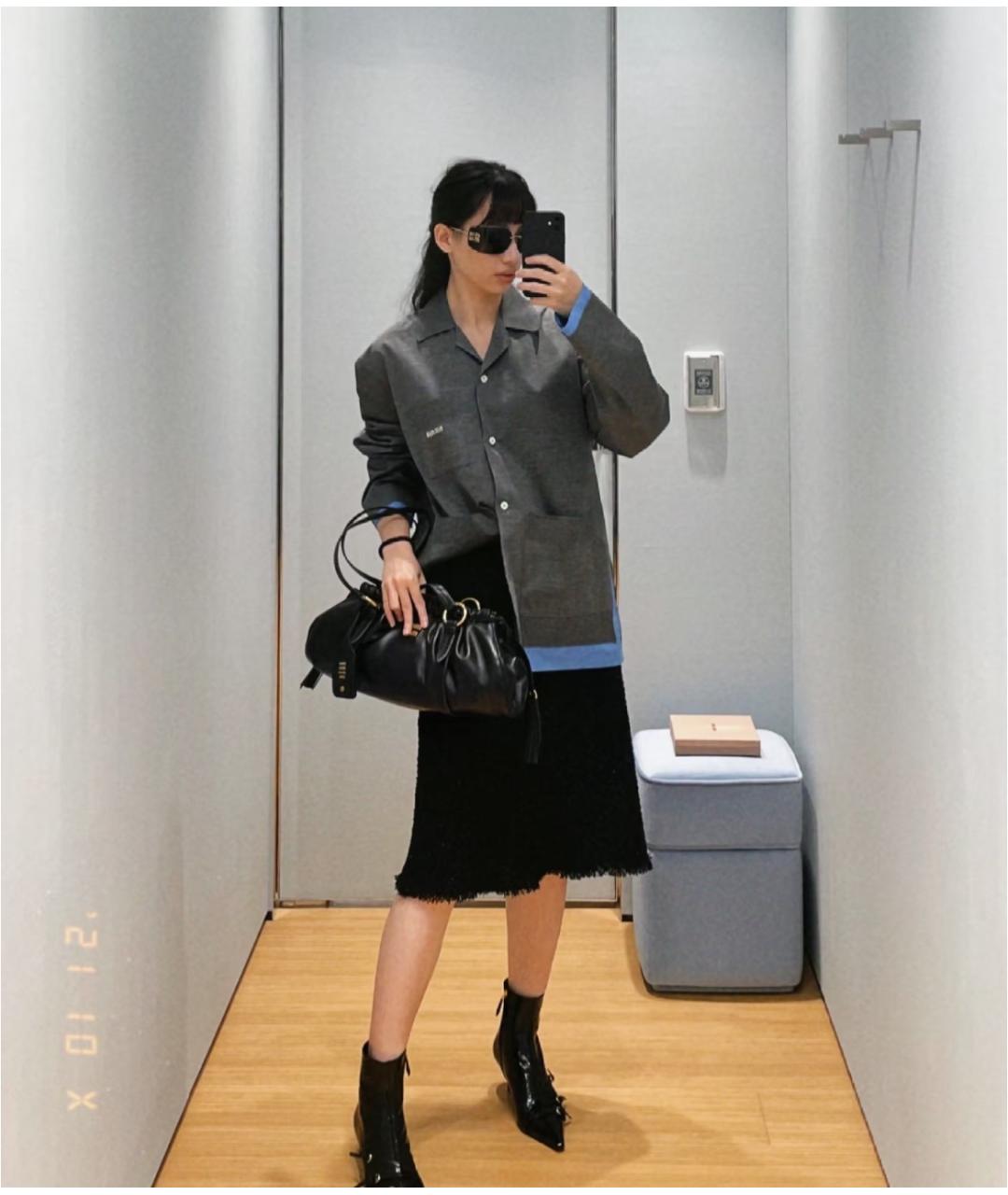 MIU MIU Черная кожаная сумка через плечо, фото 6
