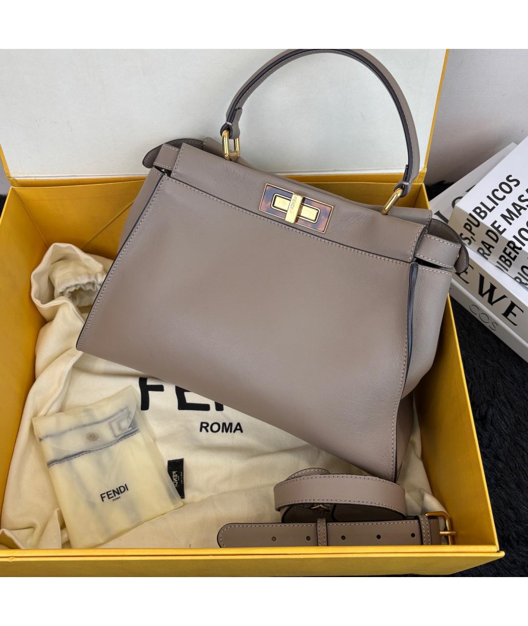 FENDI Серая кожаная сумка тоут, фото 2