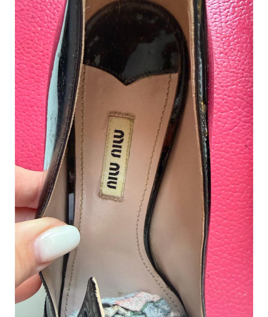 MIU MIU Черные туфли из лакированной кожи, фото 6