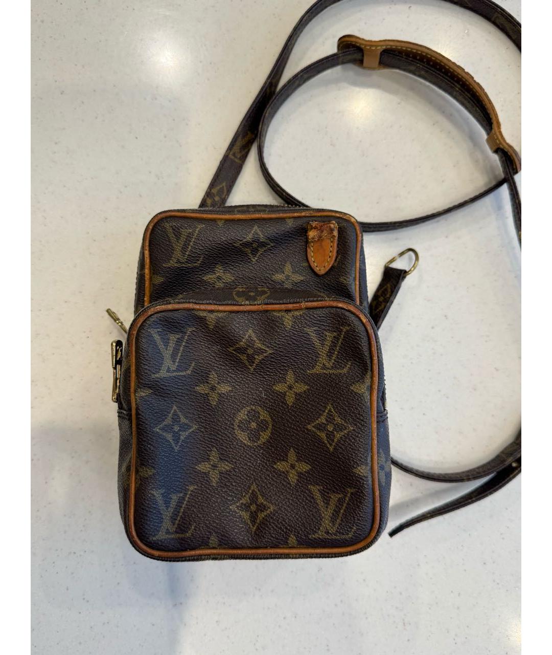 LOUIS VUITTON Коричневая кожаная сумка через плечо, фото 7