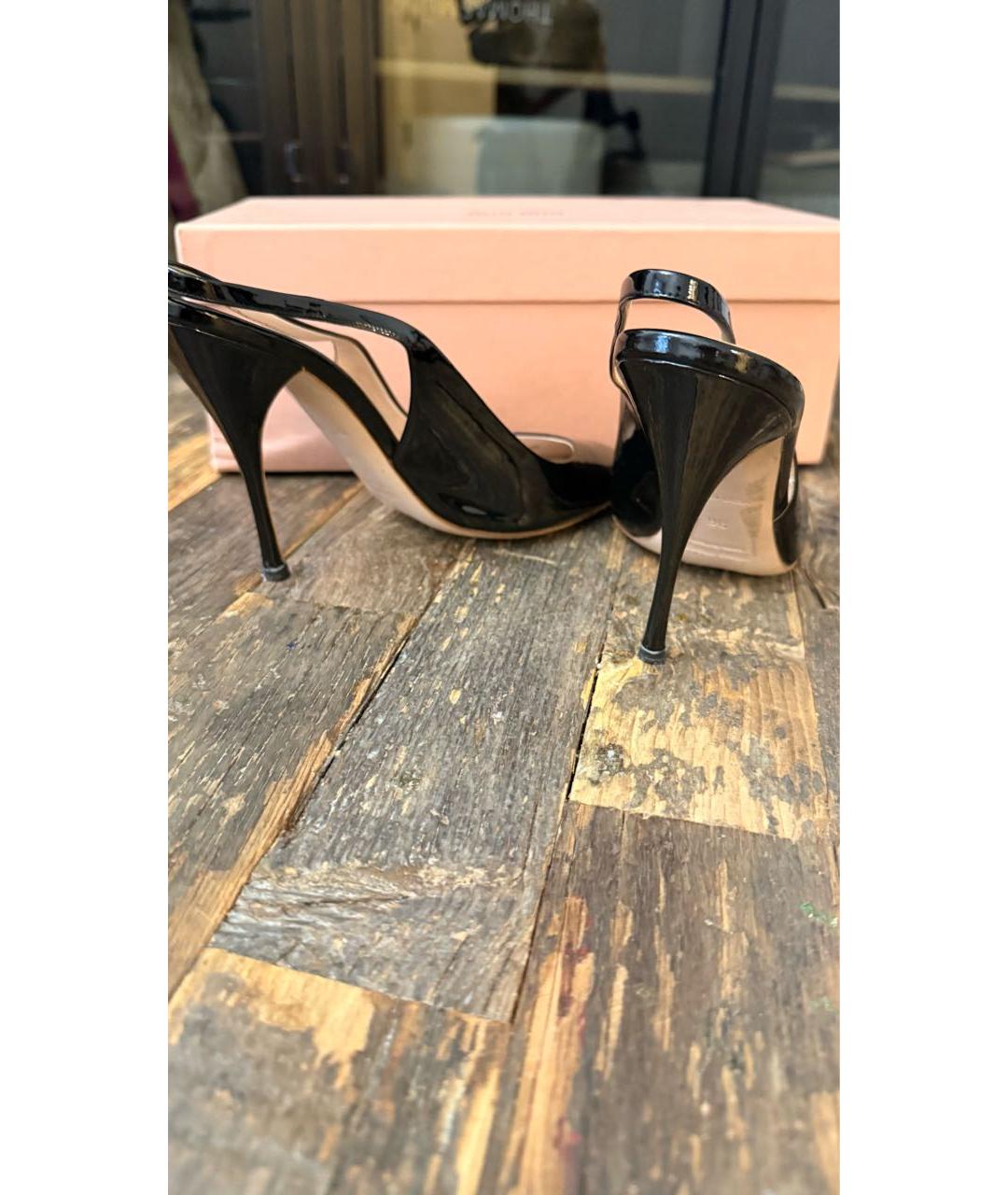 MIU MIU Черные туфли из лакированной кожи, фото 4