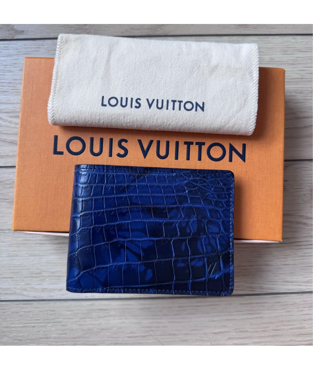 LOUIS VUITTON Темно-синий кошелек из экзотической кожи, фото 3