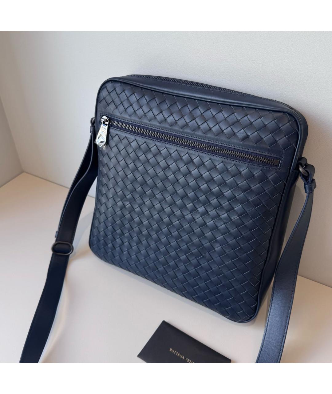BOTTEGA VENETA Темно-синяя кожаная сумка на плечо, фото 3