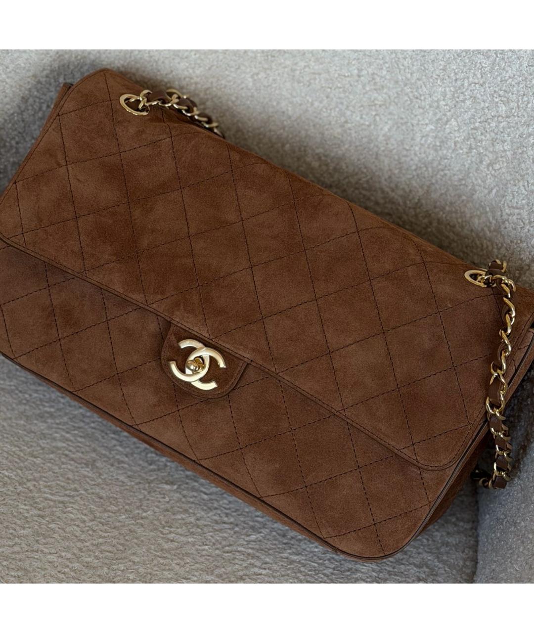 CHANEL Коричневая замшевая сумка через плечо, фото 3