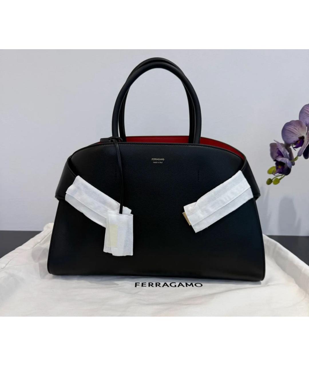 FERRAGAMO Черная кожаная сумка тоут, фото 2
