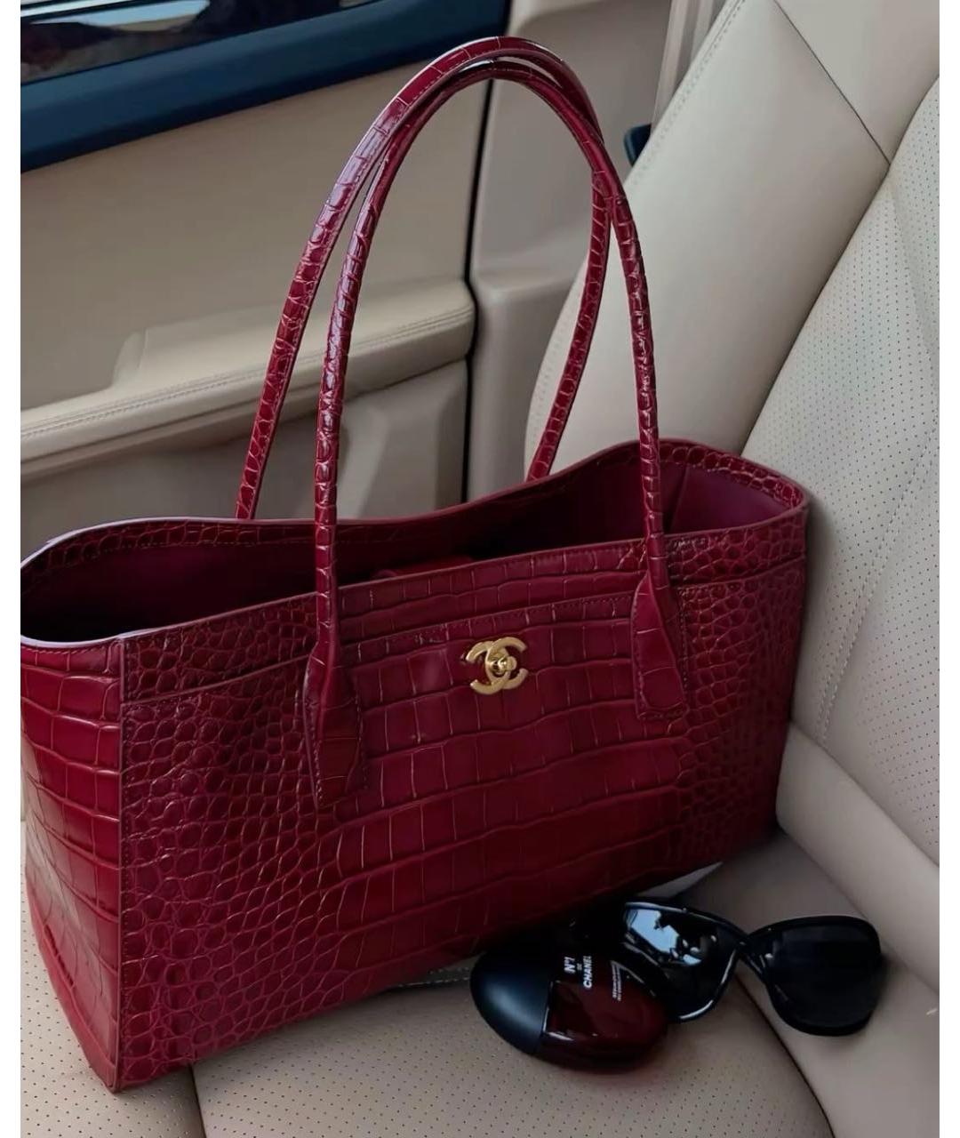 CHANEL Бордовая кожаная сумка тоут, фото 2