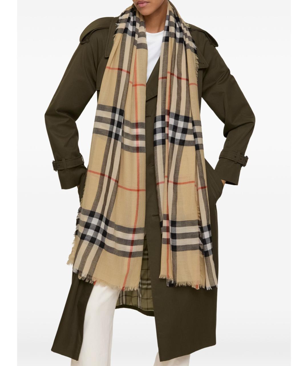 BURBERRY Бежевый шерстяной шарф, фото 3