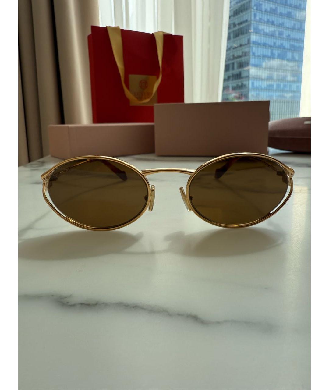 MIU MIU Золотые металлические солнцезащитные очки, фото 5
