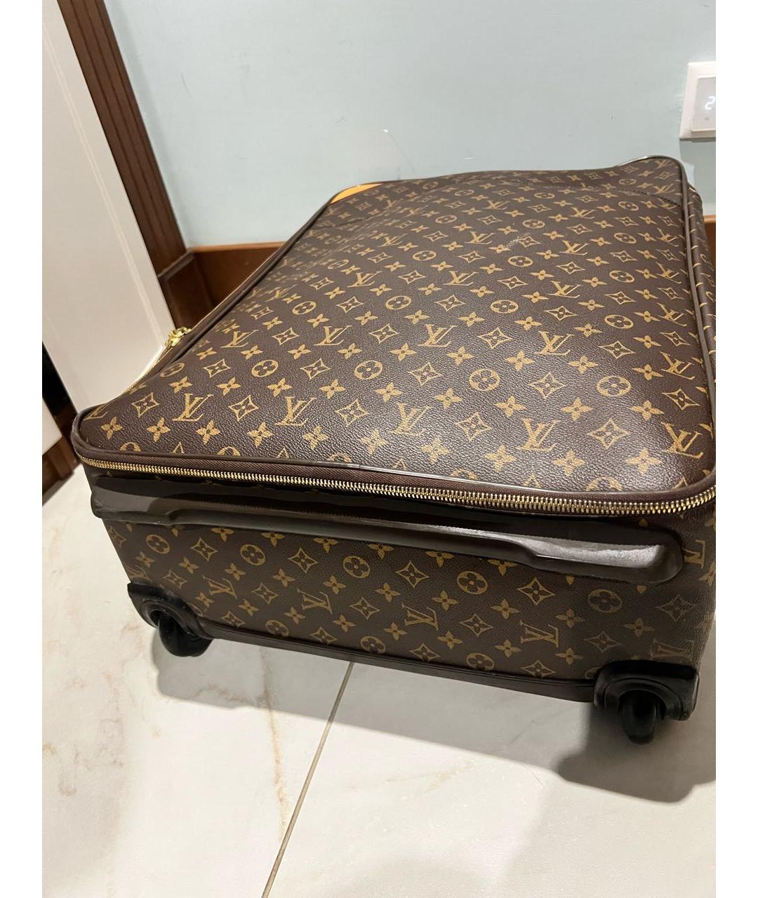 LOUIS VUITTON Коричневый чемодан, фото 3