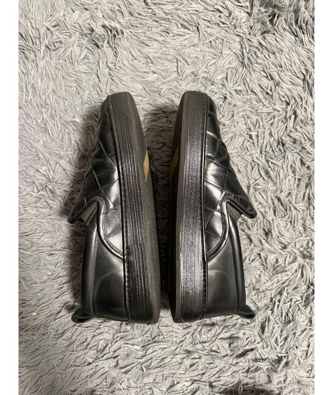 BOTTEGA VENETA Черные кожаные слипоны, фото 9