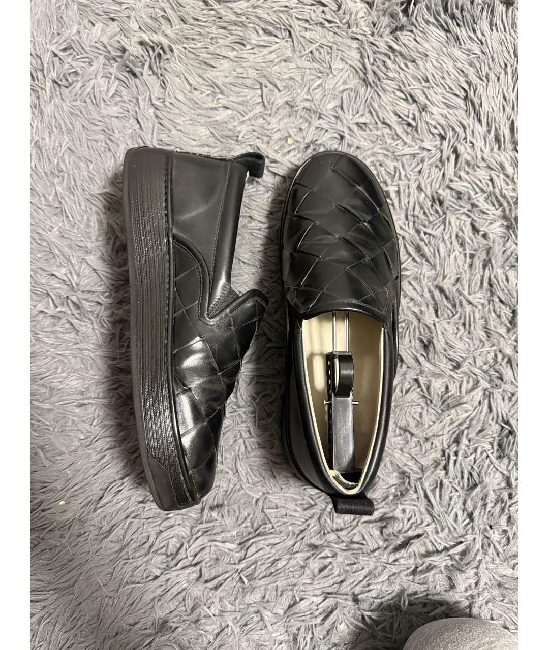BOTTEGA VENETA Черные кожаные слипоны, фото 3