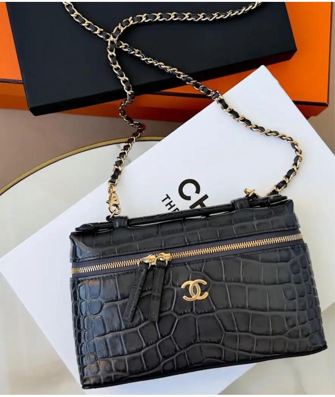 CHANEL Серая сумка с короткими ручками из лакированной кожи, фото 3