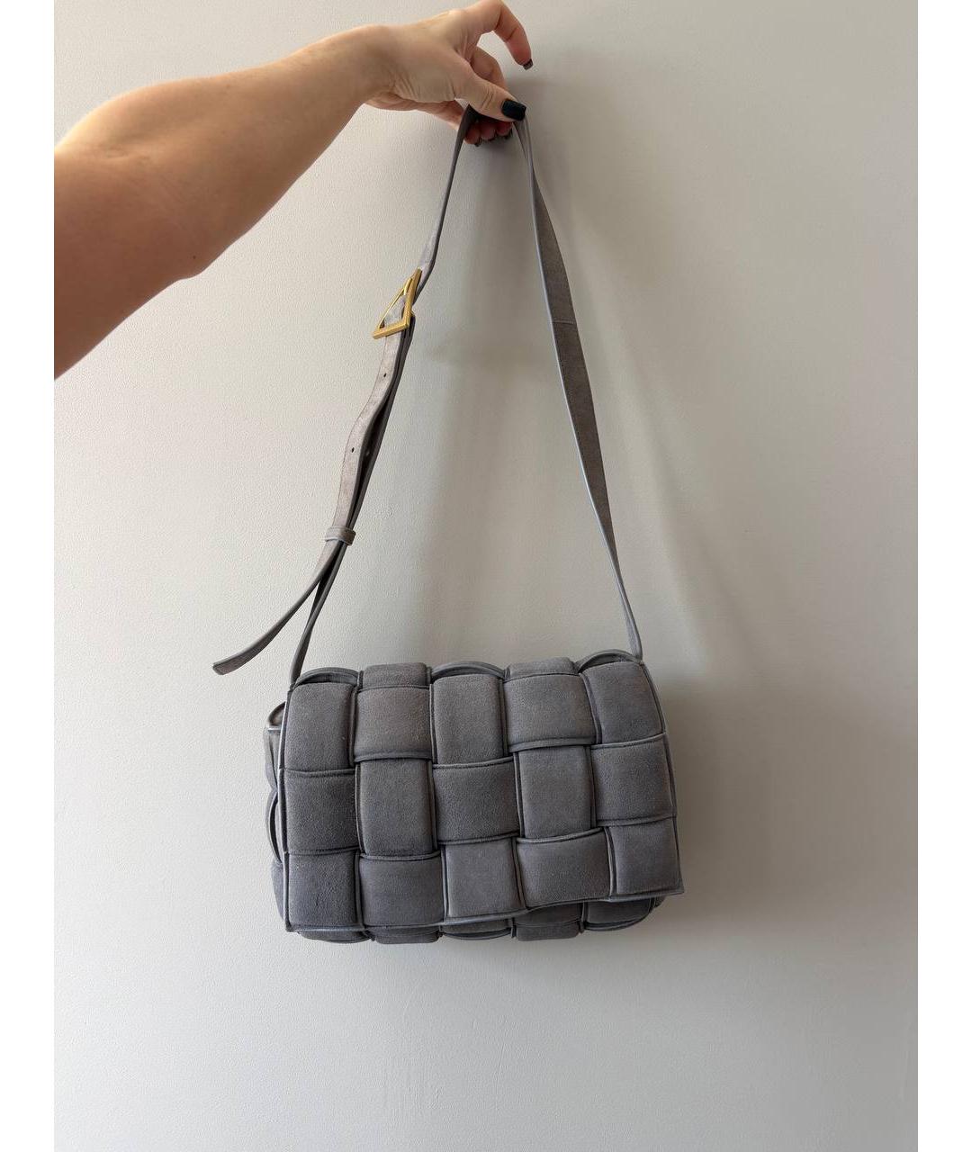 BOTTEGA VENETA Серая замшевая сумка через плечо, фото 2