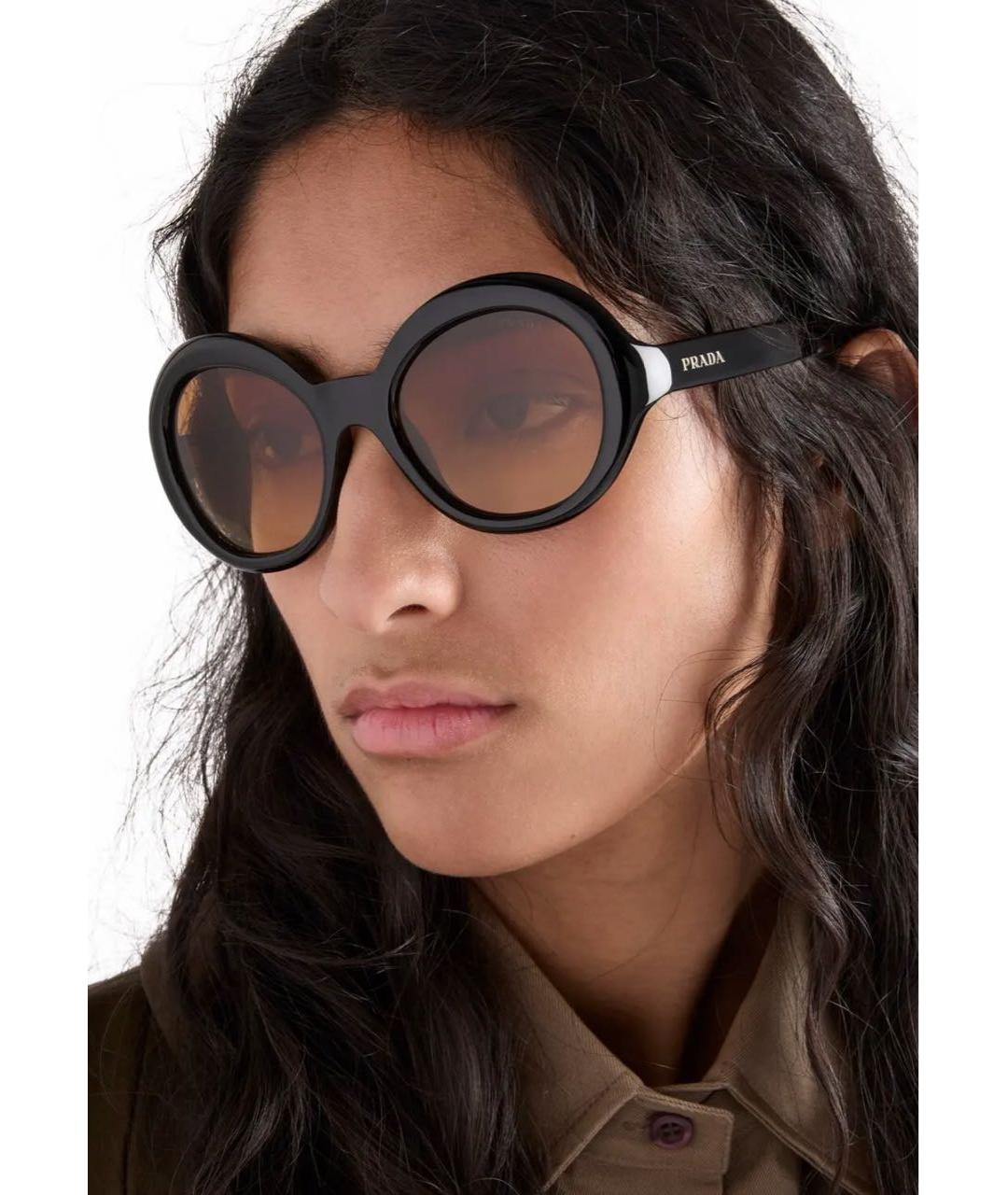 PRADA Черные пластиковые солнцезащитные очки, фото 2
