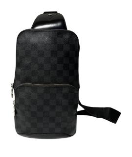 LOUIS VUITTON Сумка на плечо