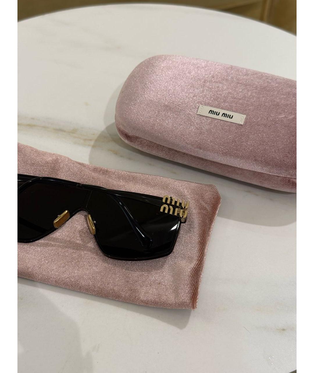 MIU MIU Черные пластиковые солнцезащитные очки, фото 7