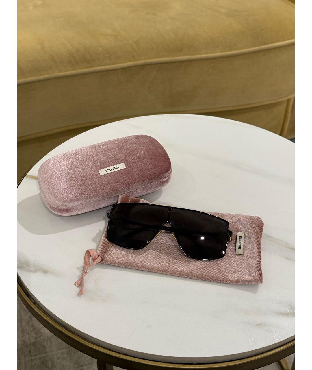MIU MIU Черные пластиковые солнцезащитные очки, фото 8