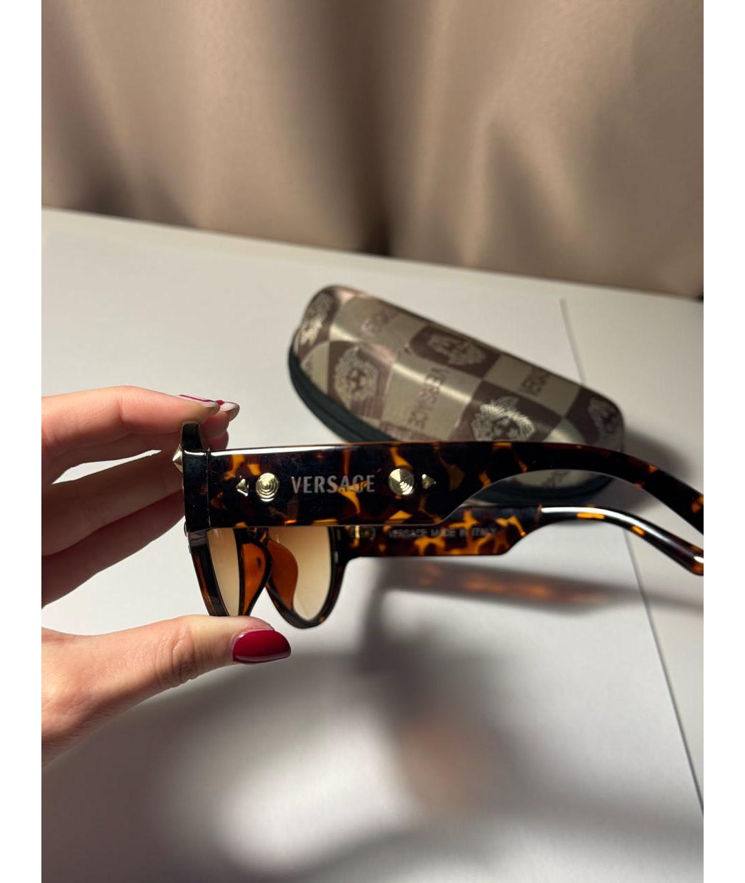 VERSACE Коричневые пластиковые солнцезащитные очки, фото 2