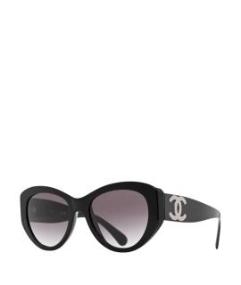 CHANEL Солнцезащитные очки