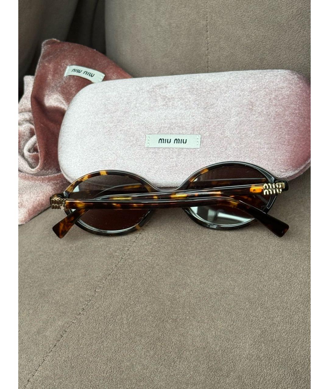 MIU MIU Коричневые пластиковые солнцезащитные очки, фото 2