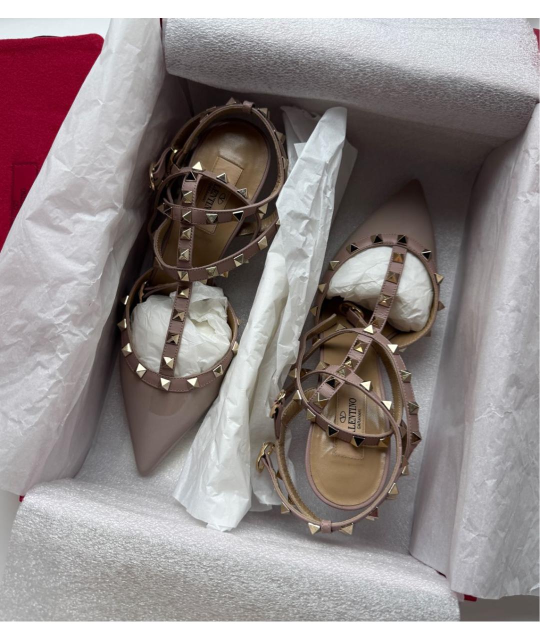VALENTINO Бежевые туфли из лакированной кожи, фото 5