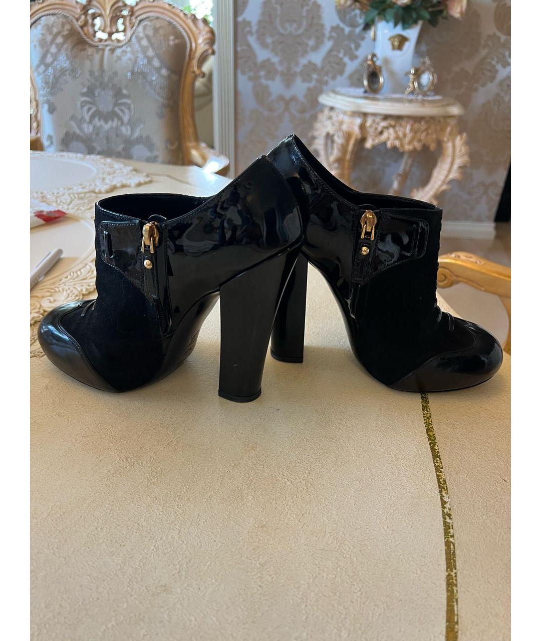 LOUIS VUITTON Черные ботильоны из лакированной кожи, фото 5